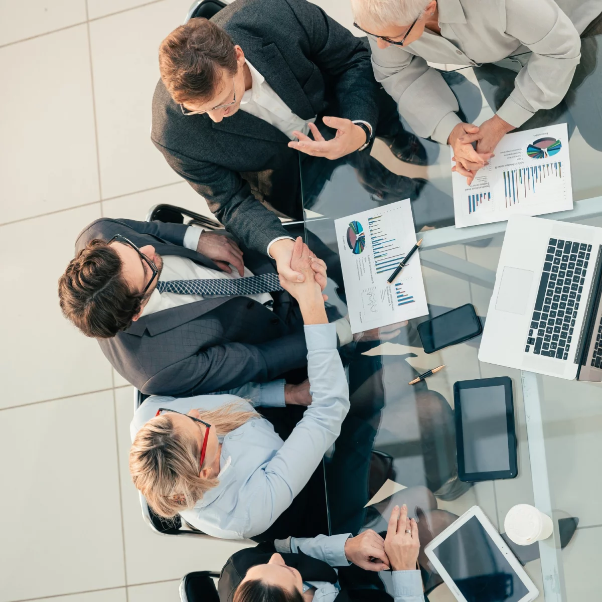 Jak w 2022 skuteczniej  zainstalować elektrykę?